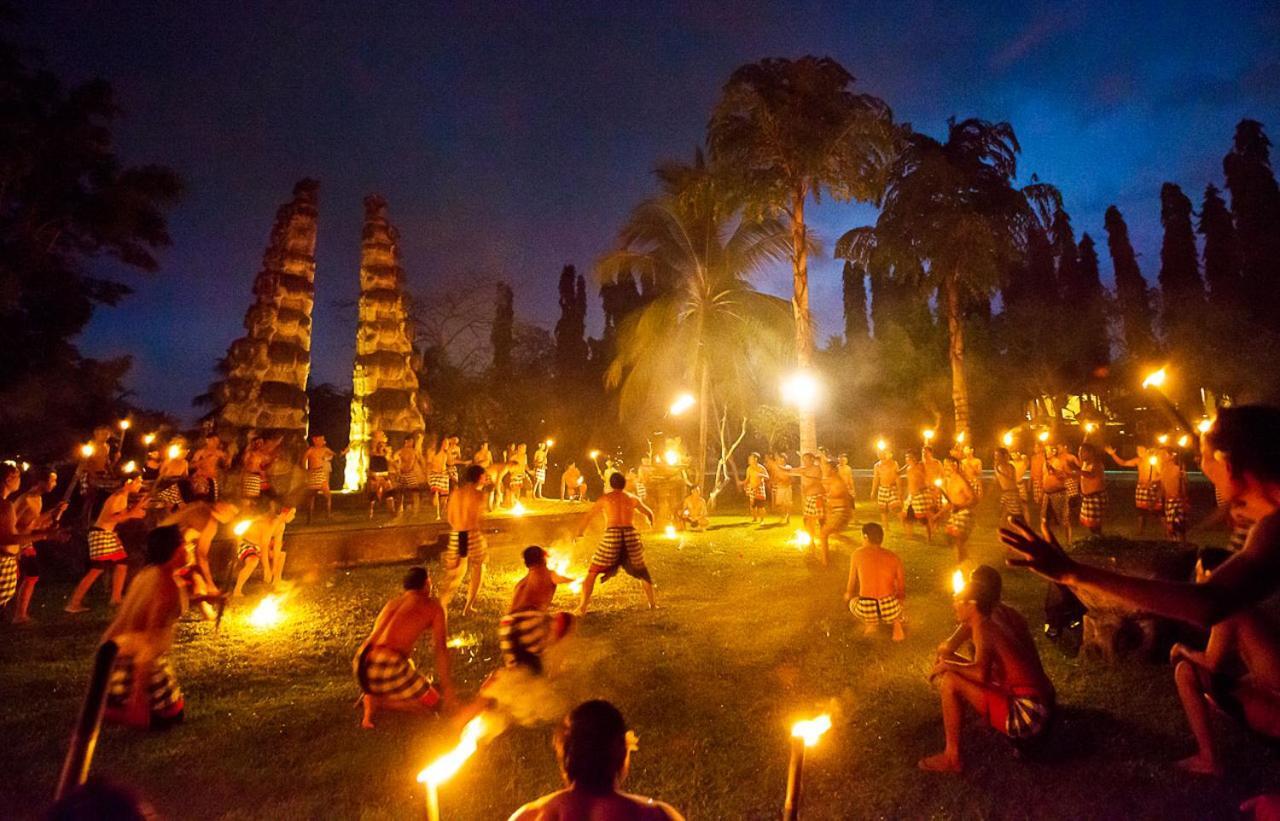 הוילה Selemadeg Luxenomads Tanah Lot Oceanview Escape מראה חיצוני תמונה